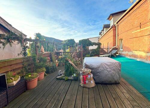 ...zur Dachterrasse und relaxen - 