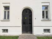 Hauseingangstür - 2 Zimmer Einfamilienhaus zum Kaufen in Leipzig