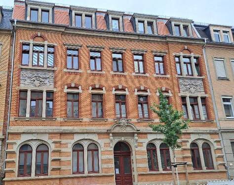 Hausvorderansicht - Schöne 3 Zimmer Wohnung - 625,00&nbsp;EUR Kaltmiete, ca.&nbsp; 78,00&nbsp;m&sup2;&nbsp;Wohnfl&auml;che