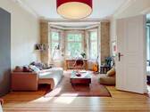 Titelbild - Großzügige Altbauwohnung mit Terrasse, Balkon und grünem Außenbereich