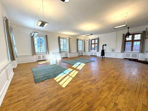 Raum 1 - 2 Zimmer Büro zur Miete in Marburg