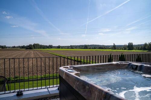 Dachterrasse mit Whirlpool - 