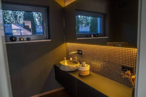 Badezimmer im Erdgeschoss - 