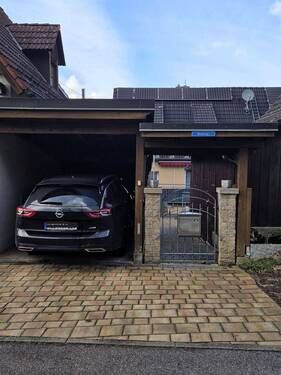 Bild 2 Außenansicht.jpg - 1 Zimmer Einfamilienhaus in Pommelsbrunn