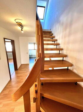 Treppe OG-DG - 