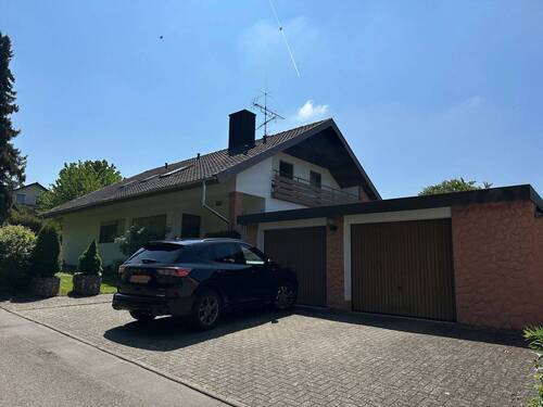 4 - Mehrfamilienhaus, Wohnhaus mit 225,00 m&sup2; in Kenzingen zum Kaufen