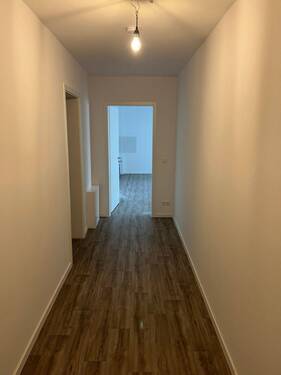 Flur - 2 Zimmer Etagenwohnung zur Miete in Stralsund