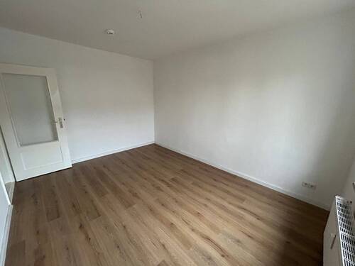 Schlafzimmer - Etagenwohnung mit 55,80 m² in Magdeburg zur Miete