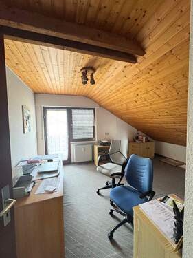 DG Schlafzimmer 3 mit Zugang auf Balkon - 