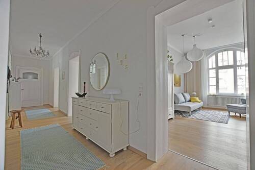 26-5547_5 - Flur (1) - 