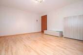 Schlafzimmer EG - Einfamilienhaus mit 176,20 m&sup2; in Grävenwiesbach zum Kaufen