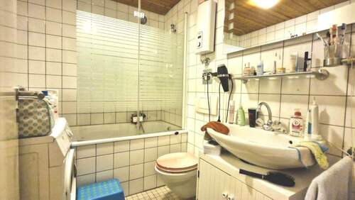 Bad - Etagenwohnung mit 78,00 m&sup2; in Monschau zum Kaufen