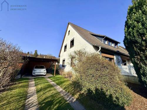 Carport - 6 Zimmer Mehrfamilienhaus, Wohnhaus in Einbeck