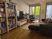 Wohnzimmer Küche-Blick - 4 Zimmer Etagenwohnung zum Kaufen in Berlin