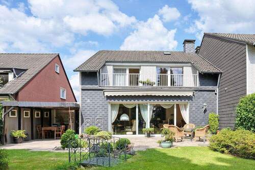 Ansicht Gartenseite - 5 Zimmer Reihenendhaus zum Kaufen in Bochum