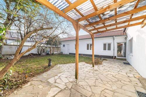Mit überdachter Terrasse - 