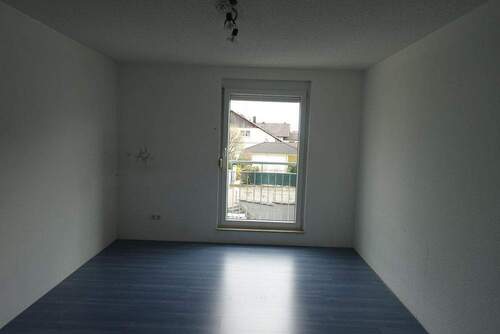 Elternschlafzimmer - Etagenwohnung mit 80,00 m&sup2; in Endingen zur Miete