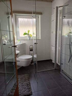 Duschbad mit Bodenablauf - 