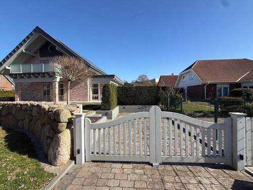 Bild 3 - 4 Zimmer Einfamilienhaus in Sternberg