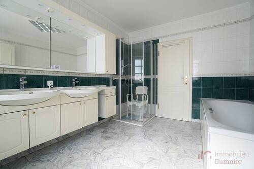 Badezimmer EG - 