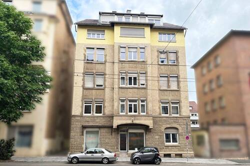 Hausansicht.jpg - 2 Zimmer Etagenwohnung zum Kaufen in Stuttgart