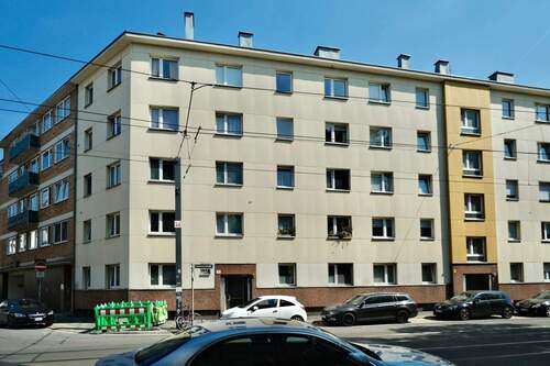 Hausansicht - Attraktive 3-Zimmer-Wohnung mit Balkon in Düsseldorf-Derendorf - vermietet bis Nov. 2026!