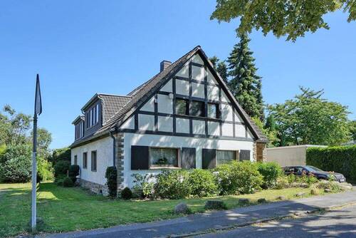 Vorderansicht - 5 Zimmer Mehrfamilienhaus, Wohnhaus in Dortmund
