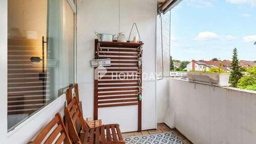 Loggia 1-1 - 3 Zimmer Etagenwohnung zum Kaufen in Hannover