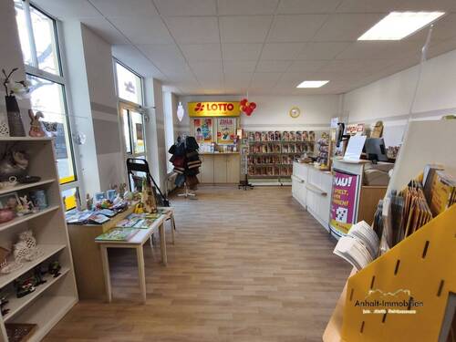 Hauptraum - Verkaufsfläche - 