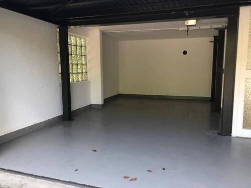 Garage - 