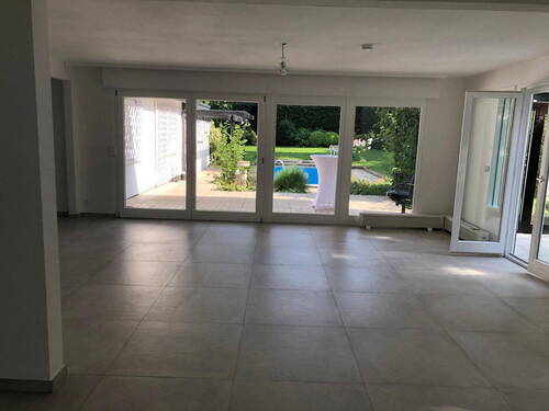 EG - Wohnzimmer 1 - Einfamilienhaus mit 310,00 m&sup2; in Karlsruhe zur Miete