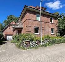 Charmantes Kaffeemühlenhaus - Ein- Zweiparteienhaus mit großem Garten und Garage in Idensen - Wunstorf