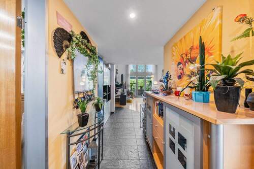 Flur - 3 Zimmer Etagenwohnung zum Kaufen in Berlin