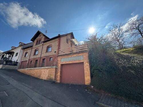 Zufahrt zur Immobilie - 