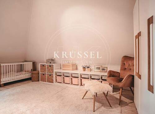 Flexibel nutzbarer Raum – ideal als Kinder-, Gäste- oder Arbeitszimmer - 