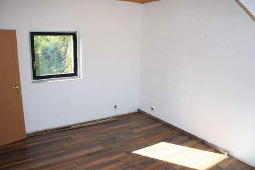 Schlafzimmer - Etagenwohnung mit 51,00 m&sup2; in Monheim am Rhein zum Kaufen