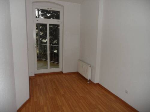 Schlafzimmer mit Balkon - 