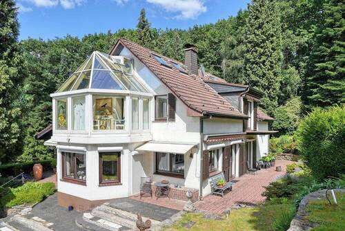 Ansicht Gartenseite - 6 Zimmer Einfamilienhaus zum Kaufen in Witten