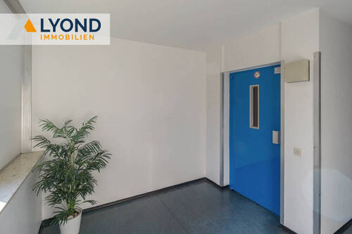 Flur / Fahrstuhl - 