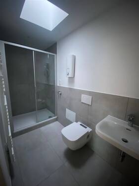 Duschbad mit Oberlicht(/Tageslicht - 2 Zimmer Etagenwohnung in Weimar