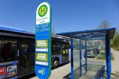 150a_ Metrobus U5.S5 # Universitätsstraße - 