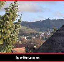 Seniorengerechter sep. ebenerdig zugänglicher, mod. Bungalow, 3 Zimmer, ca. 88 m² Wohnfl., exkl. EBK, Essbar, Vorgart... - Wutöschingen