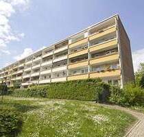 In der Herrichtung! 2-Zimmerwohnung mit Badewanne und Balkon. - Halle (Saale) Heide Nord