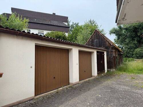 Garagen im Hof - 