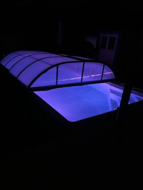 Pool mit Beleuchtung - 