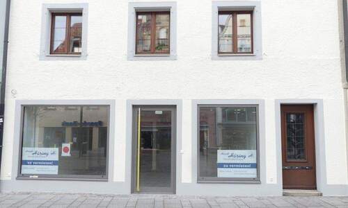 Schaufenster - Gewerbeobjekt (Büro, Produktion, Verkauf) in Villingen-Schwenningen