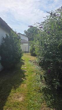 Weg in den Garten - 