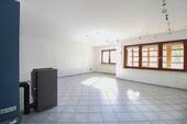Wohnzimmer - 5 Zimmer Reihenmittelhaus zum Kaufen in Ebersbach an der Fils