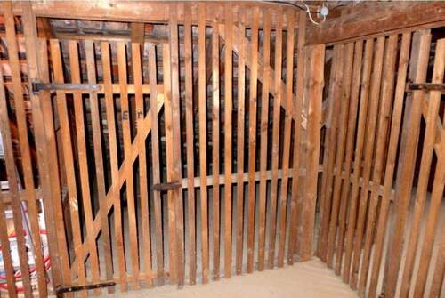 weiterer eigener Abstellbereich auf dem Dachboden - 