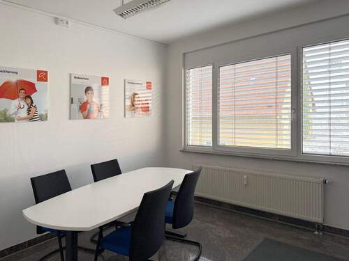 Büro-/Besprechungsraum OG - Gewerbeobjekt (Büro, Produktion, Verkauf) in Reutlingen zum Kaufen